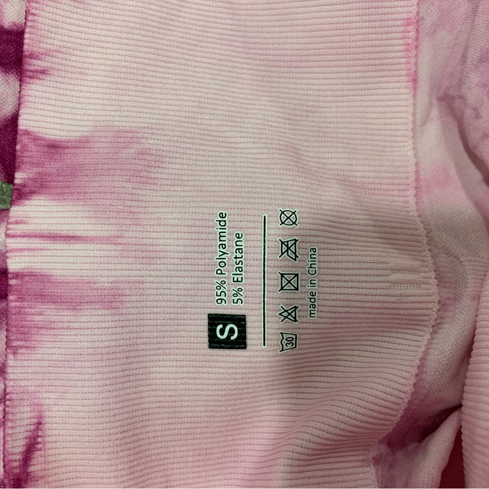 New WOLF Leggings sz S - Picture 2 of 3